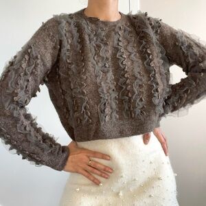 Zara | Brown ruffle tulle cropped knit sweater | Size M